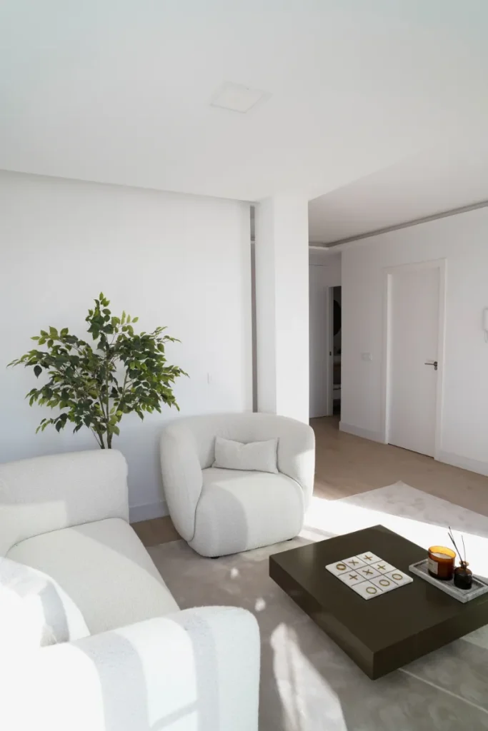 Proyecto: BEAC-H Building (decoración, amueblamiento y puesta en escena)